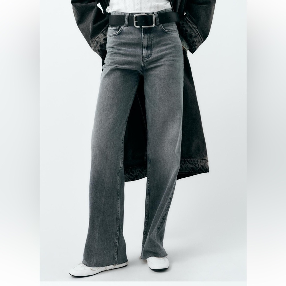 Zara TRF HIGH RISE WIDE LEG JEANS - Picture 3 of 5